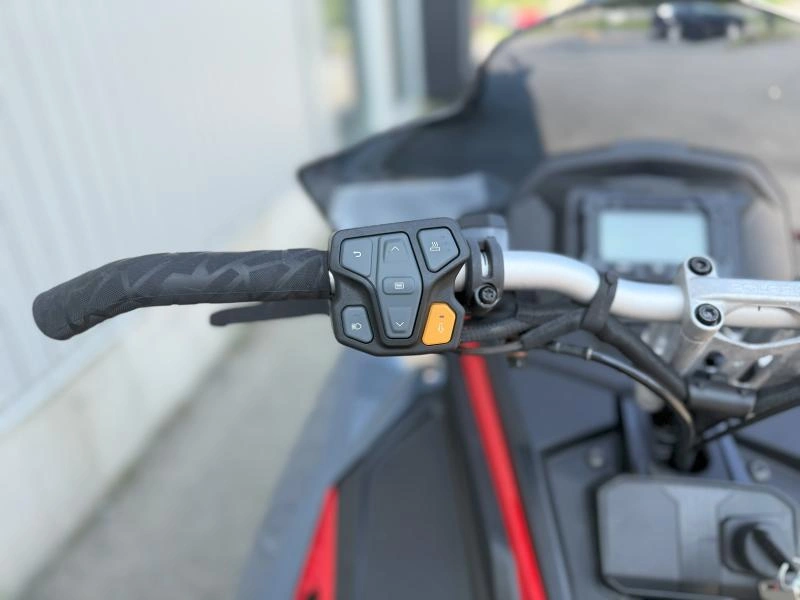 2024 Polaris 850 Switchback Xc 146 alt