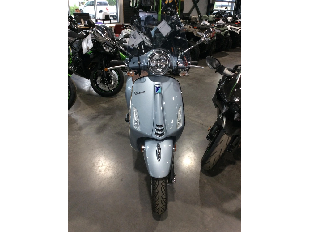 Vespa Primavera 150 2023 alt