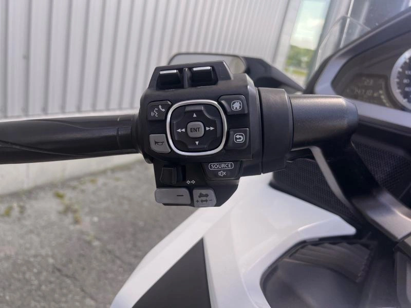 Honda Gold Wing Tour Dct 2018 alt