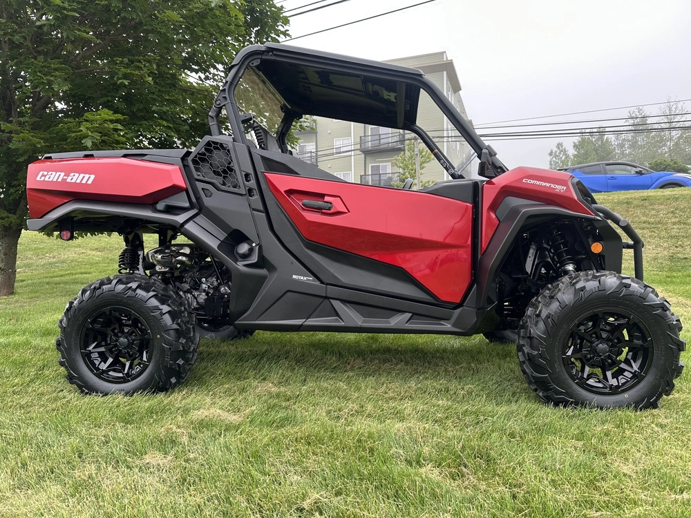 2025 Can-am Commander Xt 700 alt