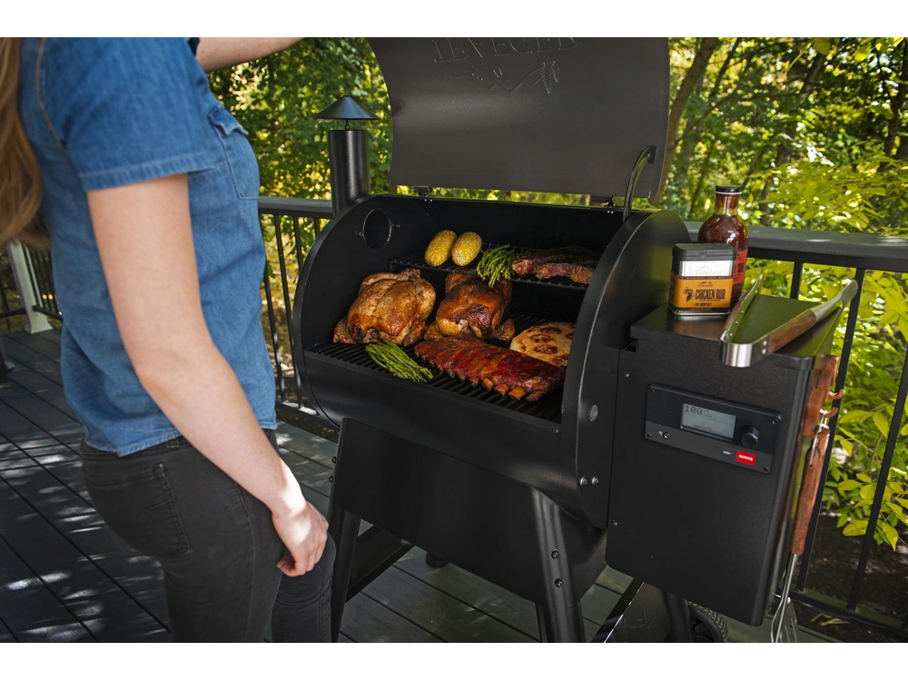 2024 Traeger Pro 575 alt