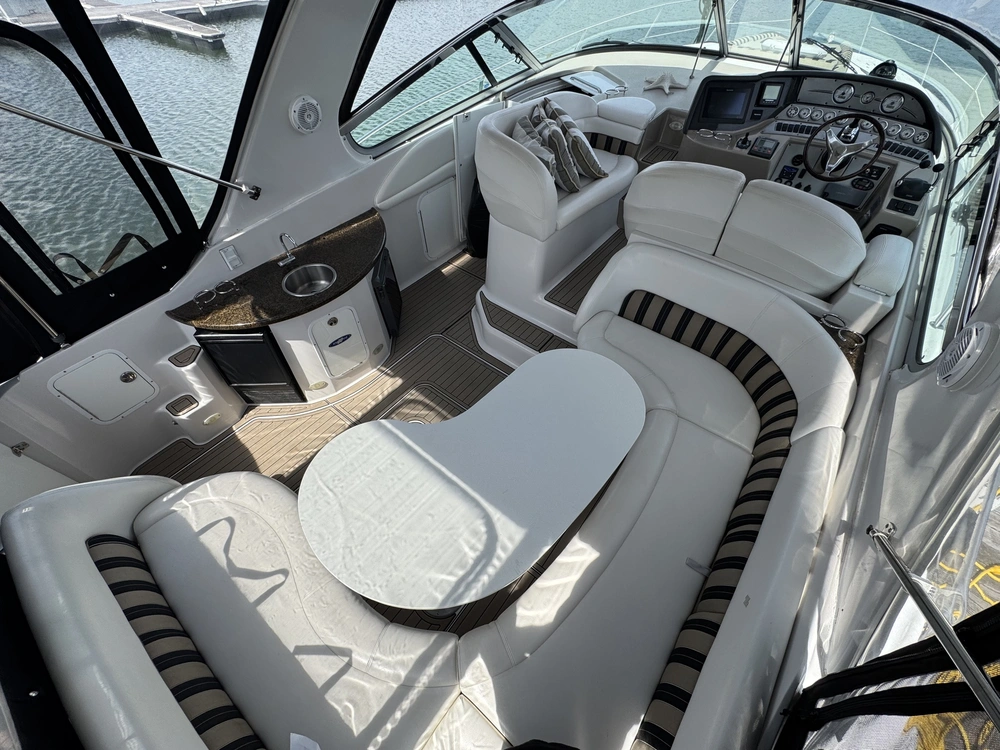 2006 Four Winns 378 Vista Diesel alt