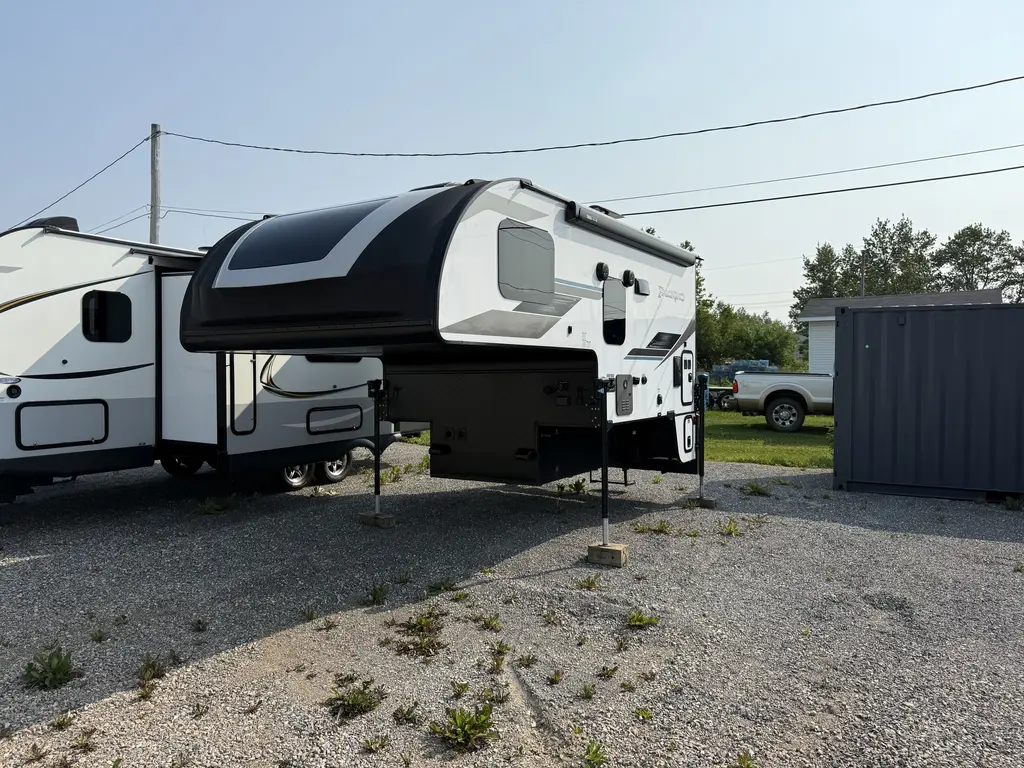 2022 Palomino HS2901
