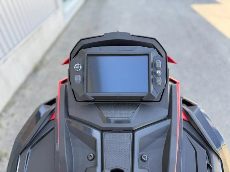 2025 Polaris 850 Rmk Khaos 155 alt