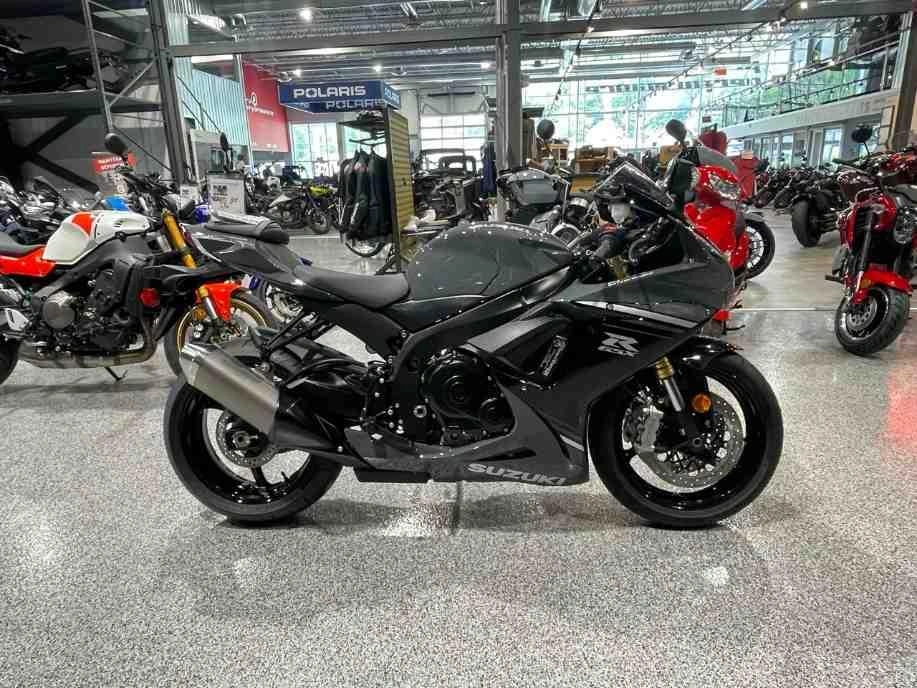 Suzuki Gsx-r750 2025 alt