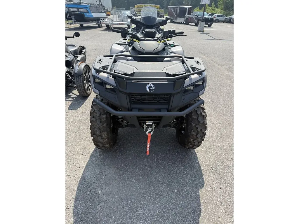 2025 Can-Am OUTLANDER XT 700