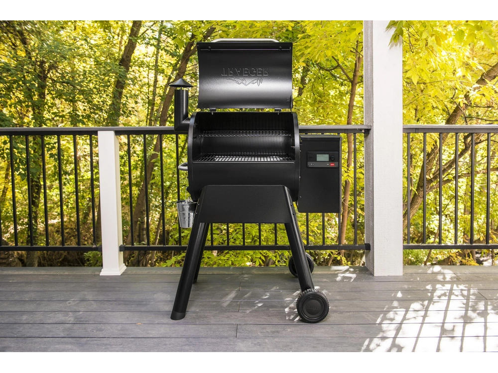 2024 Traeger Pro 575 alt