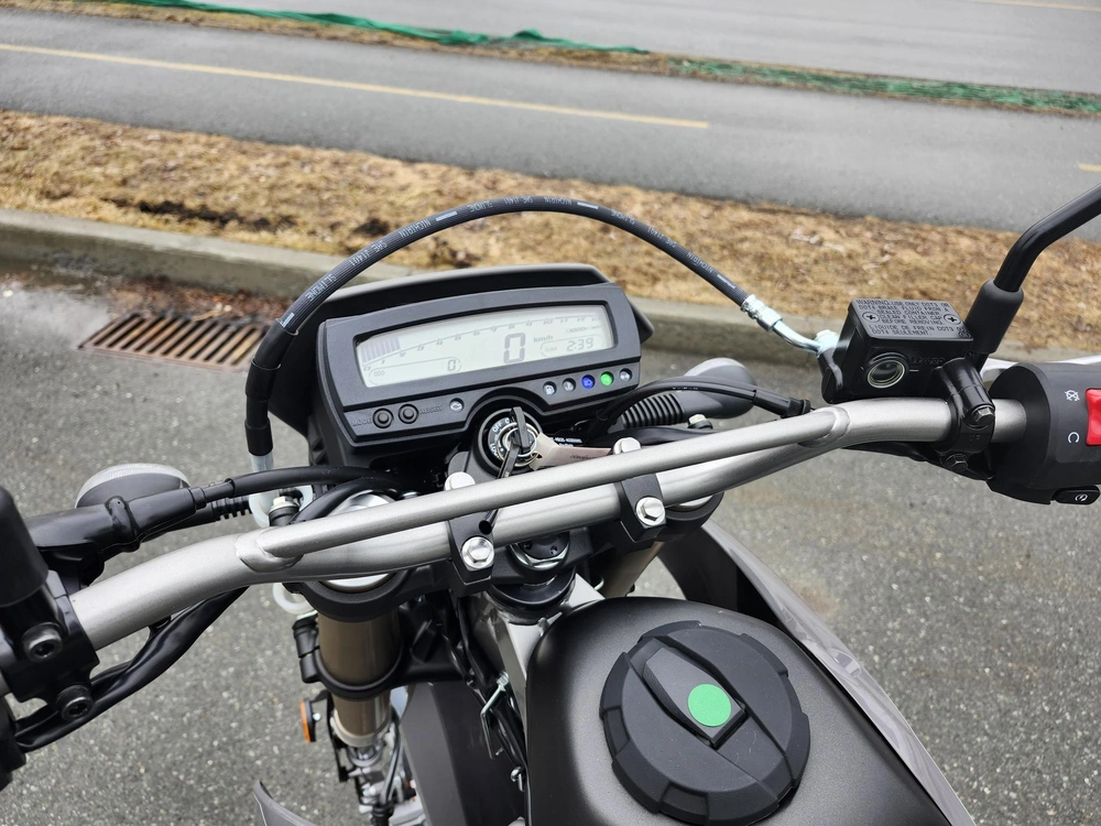 Kawasaki Klx300 Semi Gris Service 5★ Client + Mécanique 2025 alt