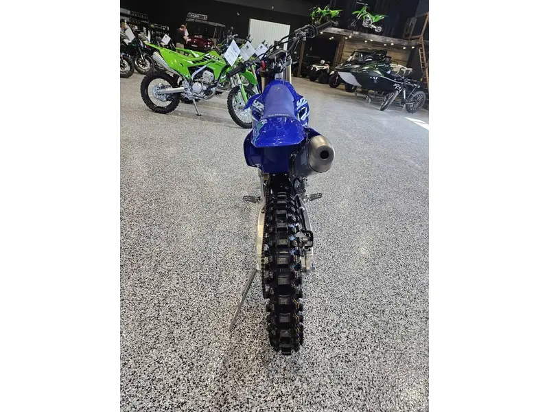 2025 Yamaha YZ 450 thumbnail 5
