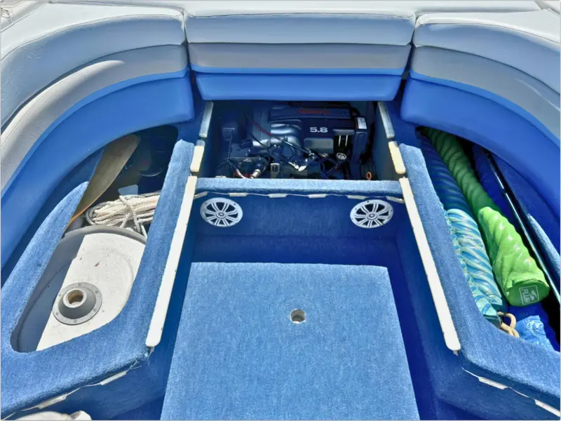 1993 Chris-Craft 238 Concept