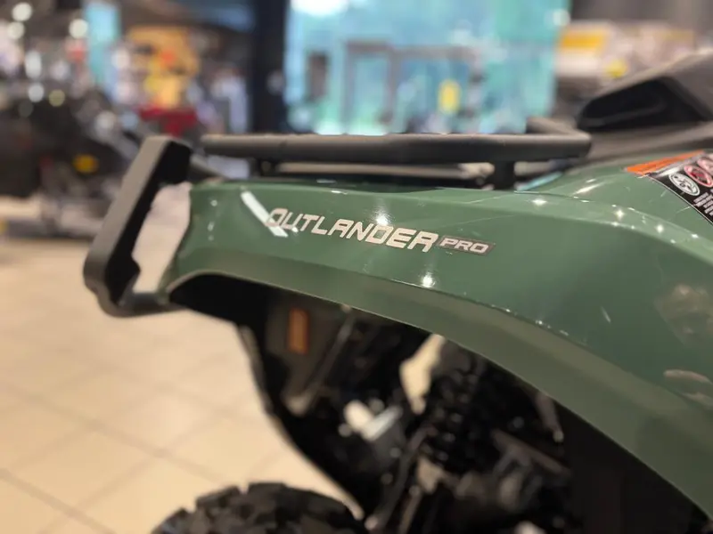 2025 Can-Am Outlander MAX PRO XU HD7