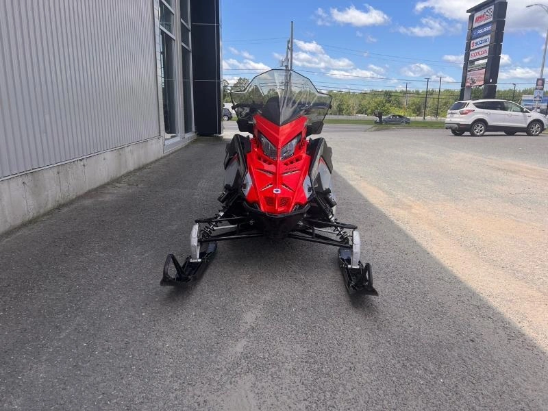 Polaris Prostar S4 Indy Adventure 137 2025 alt