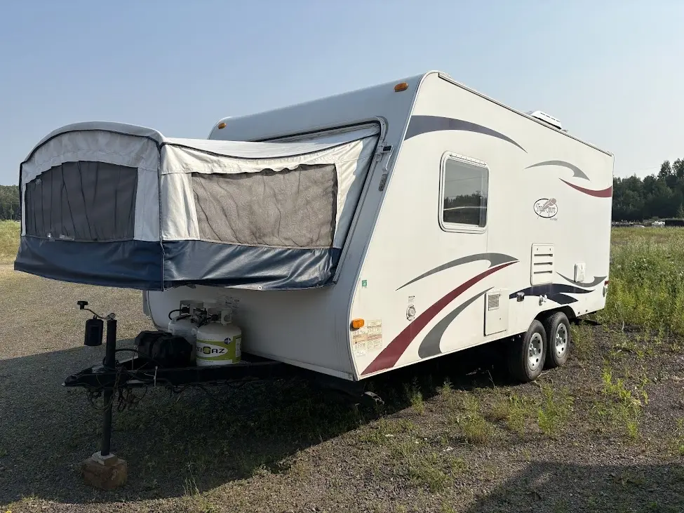 2009 R-Vision Trailsport