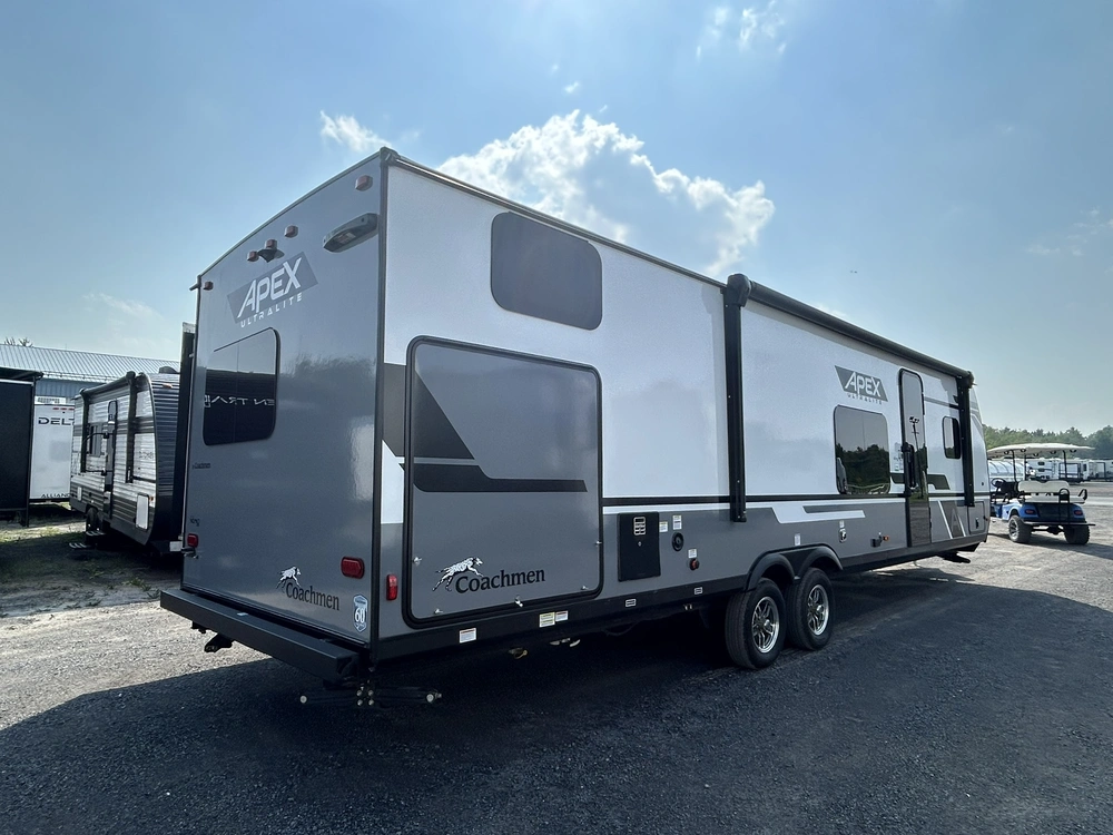 2024 Coachmen Apex 300bhs alt