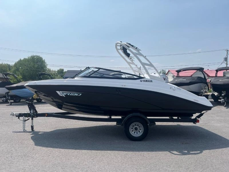 2025 Yamaha Ar190 alt