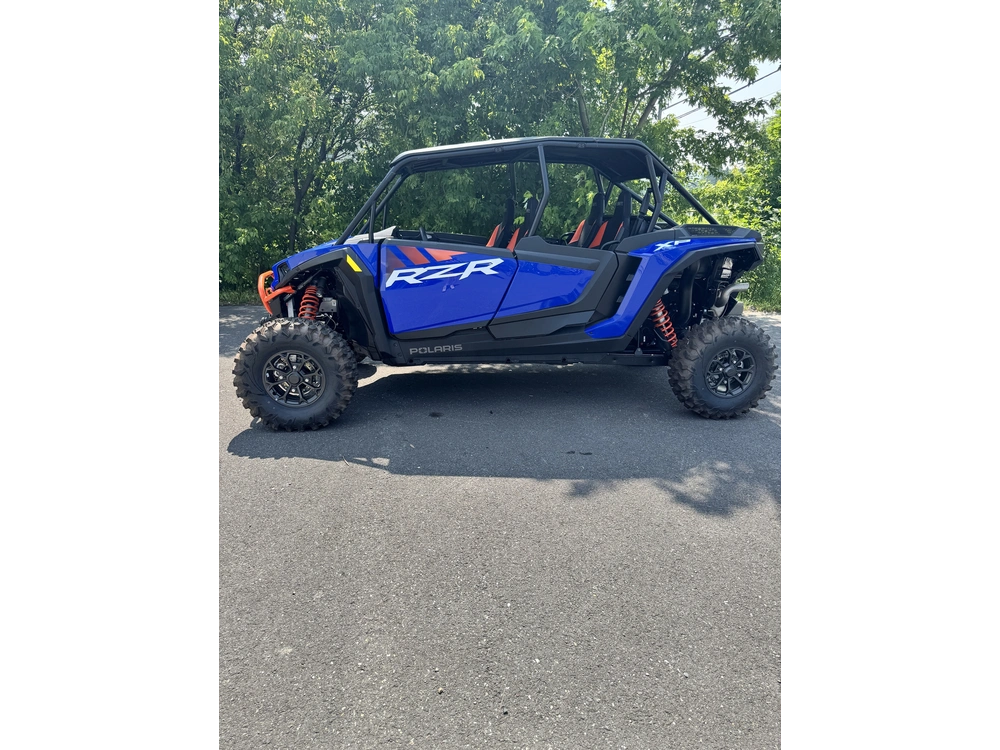 2025 Polaris Rzr Xp 4 1000 Ultimate - Polaris Blue 🔥 Seulement 3 Unités Dispo – Meilleur Prix Garanti Chez Nous 💰 alt