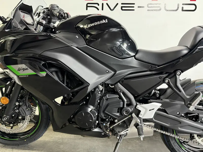 2025 Kawasaki NINJA 650 *3.99%/60 mois💳