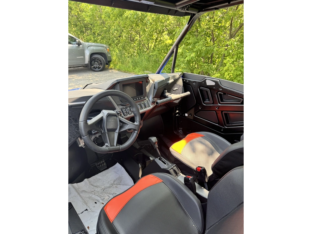 2025 Polaris Rzr Xp 4 1000 Ultimate - Polaris Blue 🔥 Seulement 3 Unités Dispo – Meilleur Prix Garanti Chez Nous 💰 alt