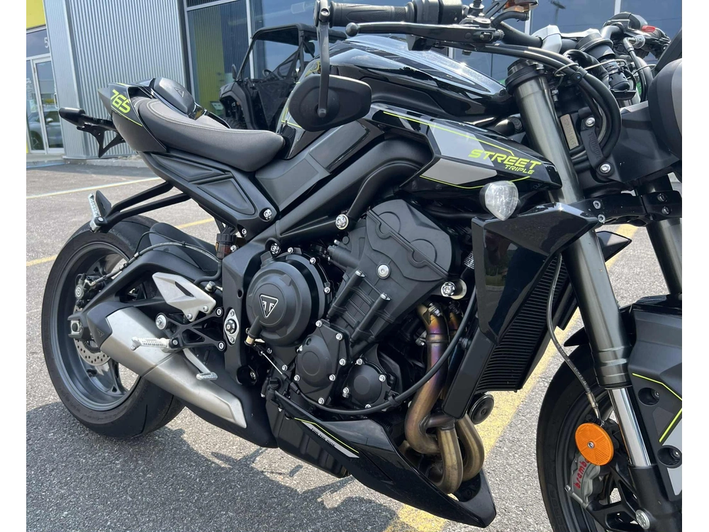 Triumph Street Triple 765 Rs 2025 alt