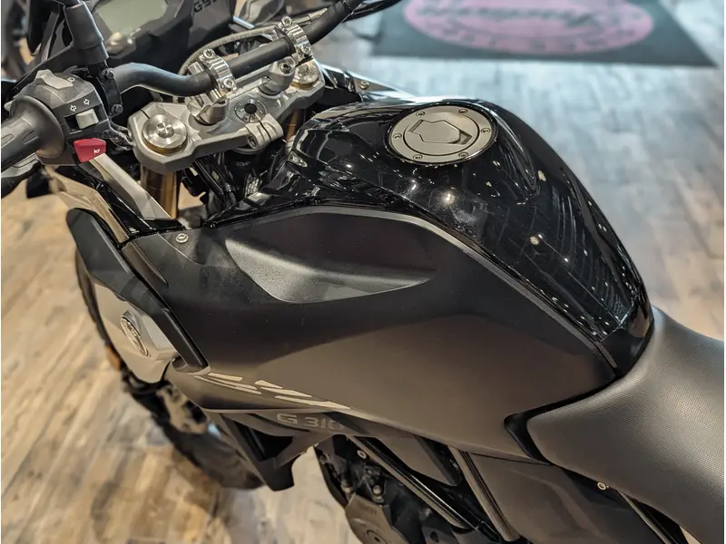 2023 BMW G 310 GS // Cosmic Black