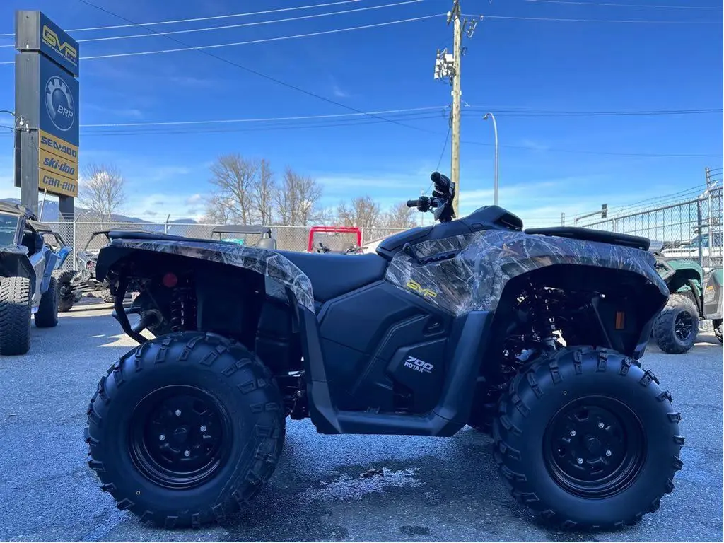 2025 Can-Am OUTLANDER DPS 700