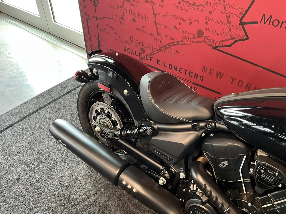2025 Indian Motorcycle Scout Sixty Bobber Limited alt