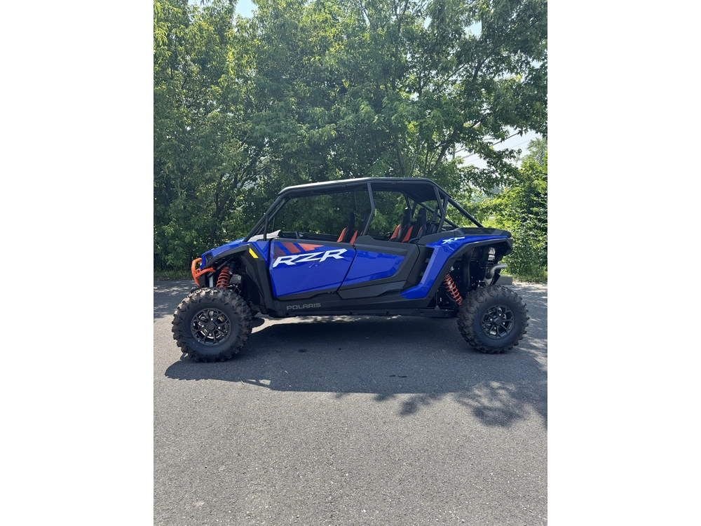 2025 Polaris Rzr Xp 4 1000 Ultimate - Polaris Blue 🔥 Seulement 3 Unités Dispo – Meilleur Prix Garanti Chez Nous 💰 alt