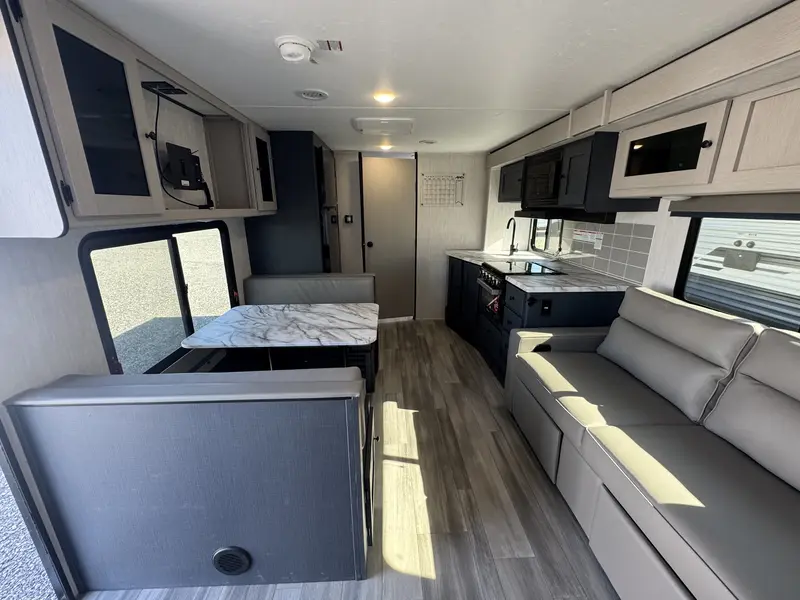 2026 Coachmen APEX ULTRA-LITE 251RBK