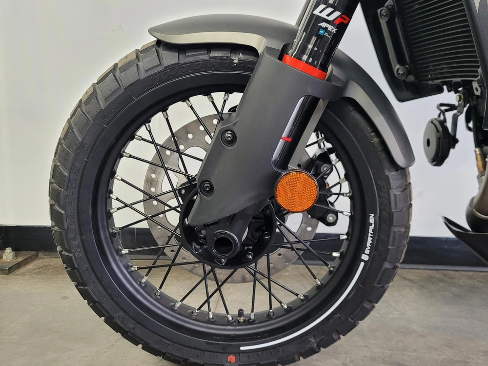 2024 Husqvarna Svartpilen 401 *0.99% Sur 60 Mois alt