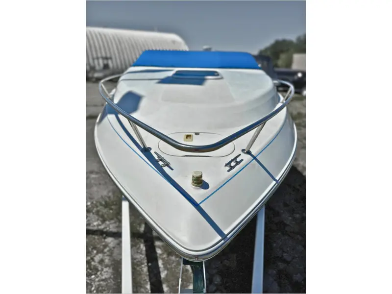 1993 Chris-Craft 238 Concept