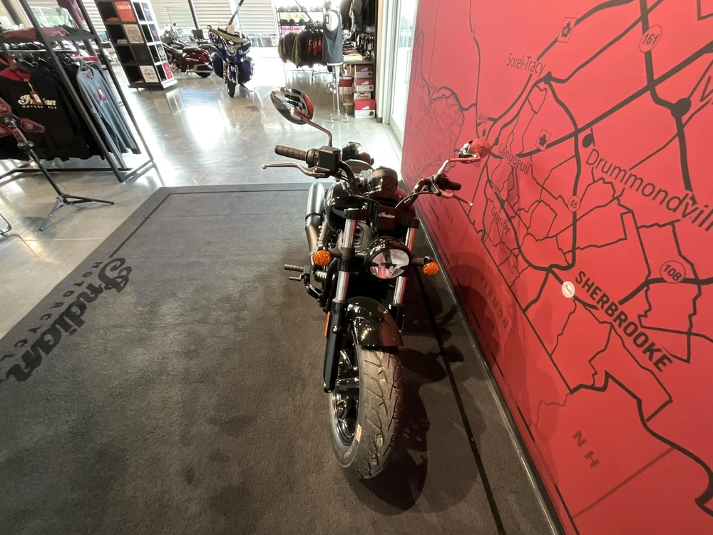 2025 Indian Motorcycle Scout Sixty Bobber Limited alt