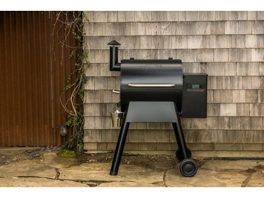 2024 Traeger Pro 575 alt