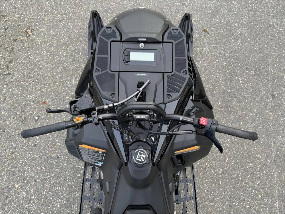 2025 Ski-doo Summit Adr W/ Edge Pkg 154 850 E-tec Powdermax X-light Flexedge 3.0" Shot alt