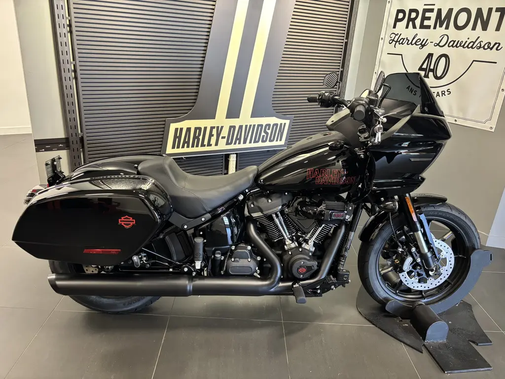 Harley-Davidson FXLRST LOW RIDER ST 2025 - FXLRST