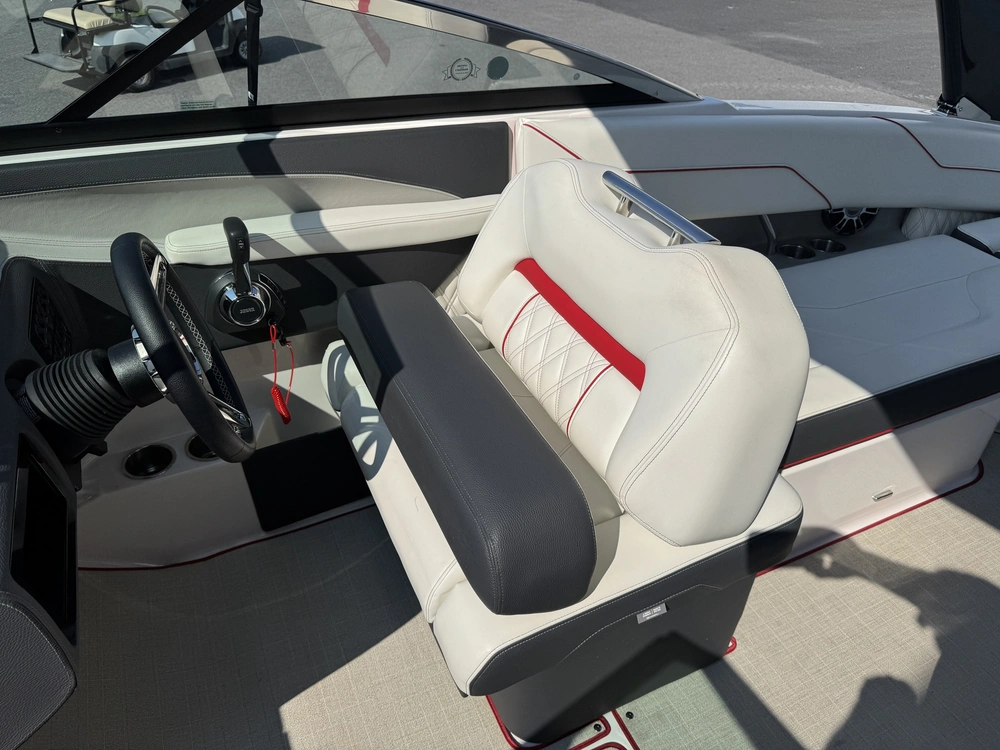 2021 Regal Ls4 Surf