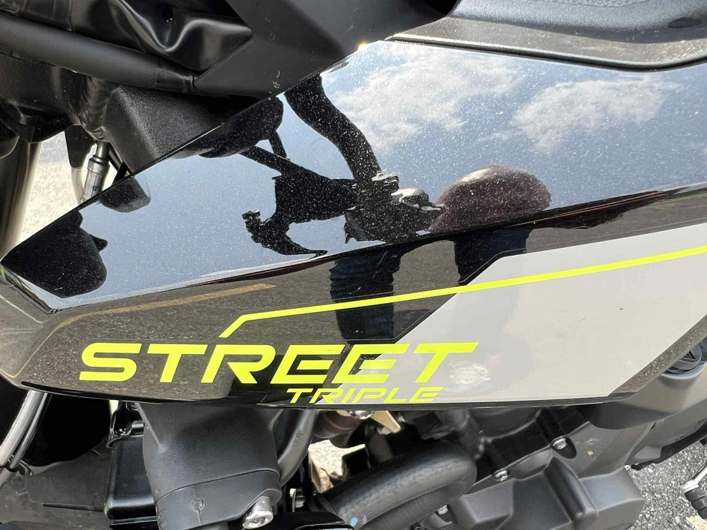 Triumph Street Triple 765 Rs 2025 alt