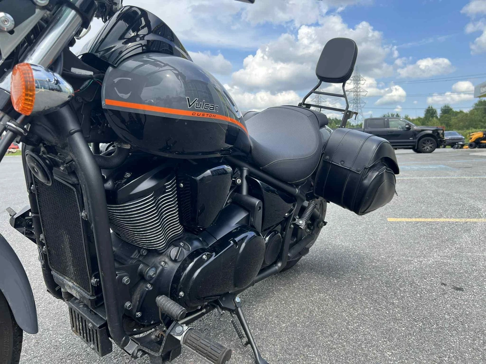 Kawasaki Vulcan 900 Custom 2019 alt