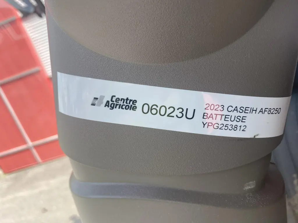 2023 Case IH AF8250