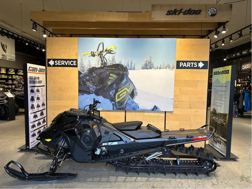 2025 Ski-Doo SUMMIT ADR W/ EDGE PKG 154 850 E-TEC POWDERMAX X-LIGHT FLEXEDGE 3.0" SHOT