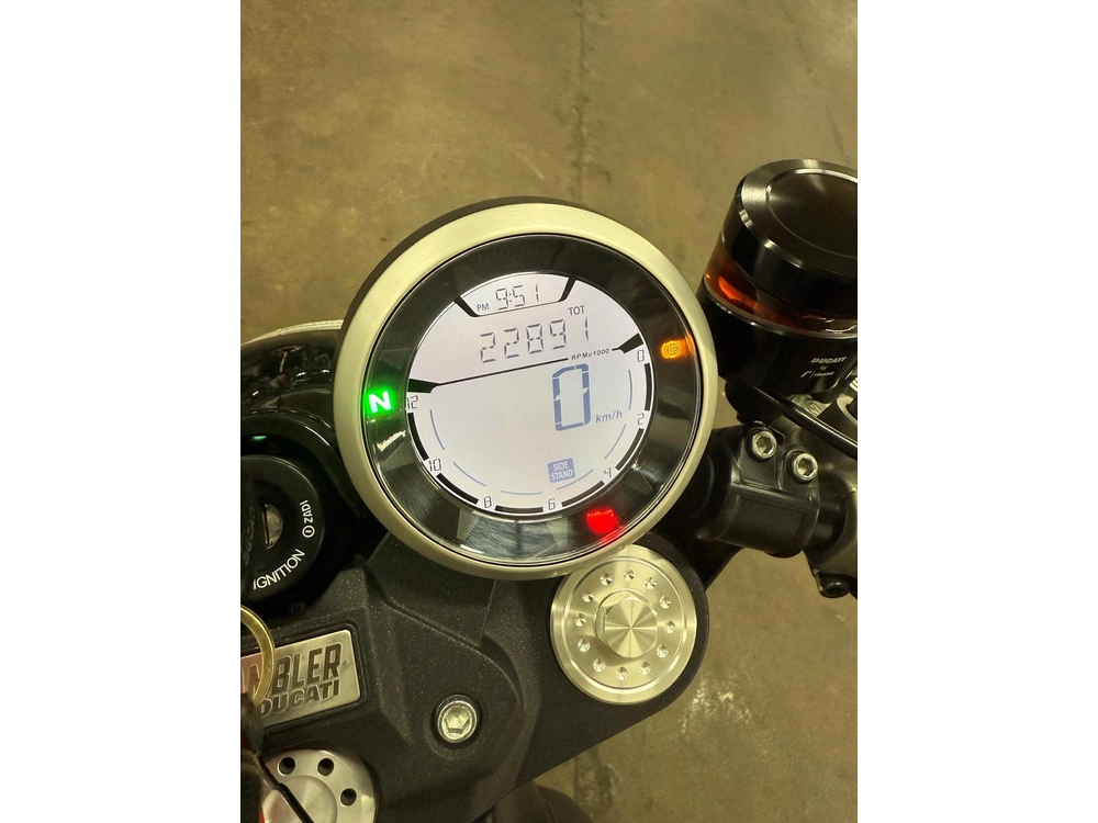 Ducati Scrambler 2017 alt
