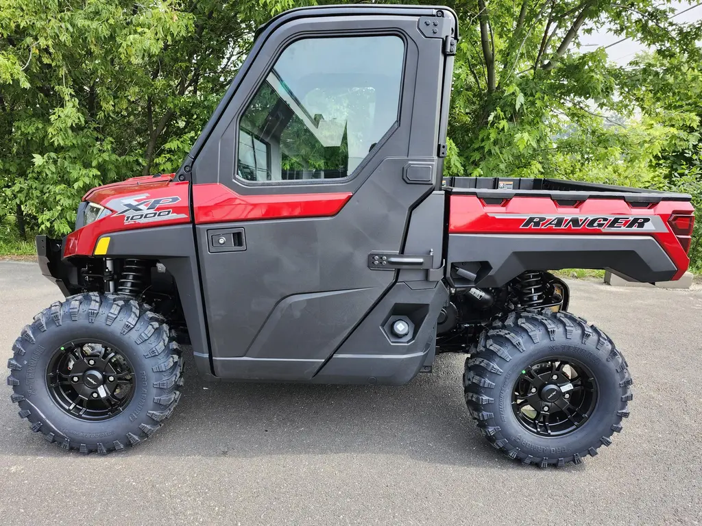 Polaris RANGER XP 1000 PREMIUM - SUNSET RED 2025