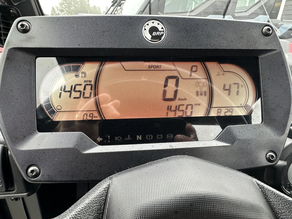 2025 Can-am Commander Xt 700 alt