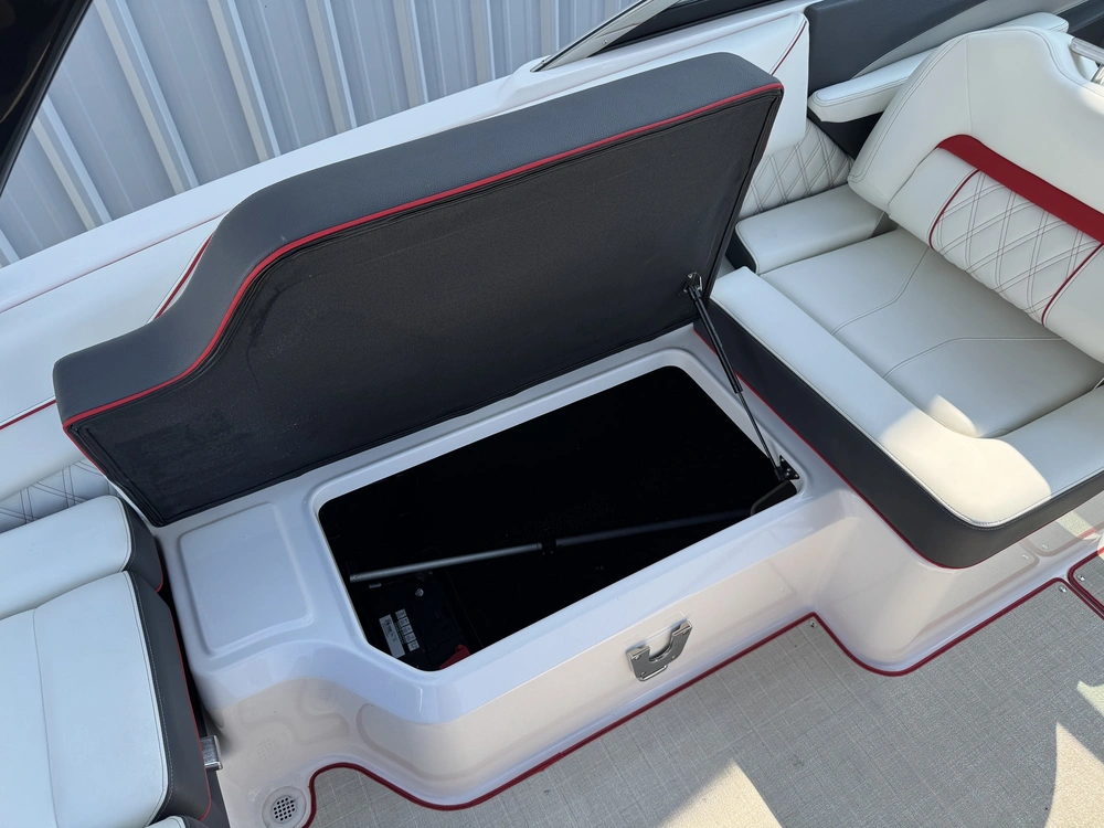 2021 Regal Ls4 Surf