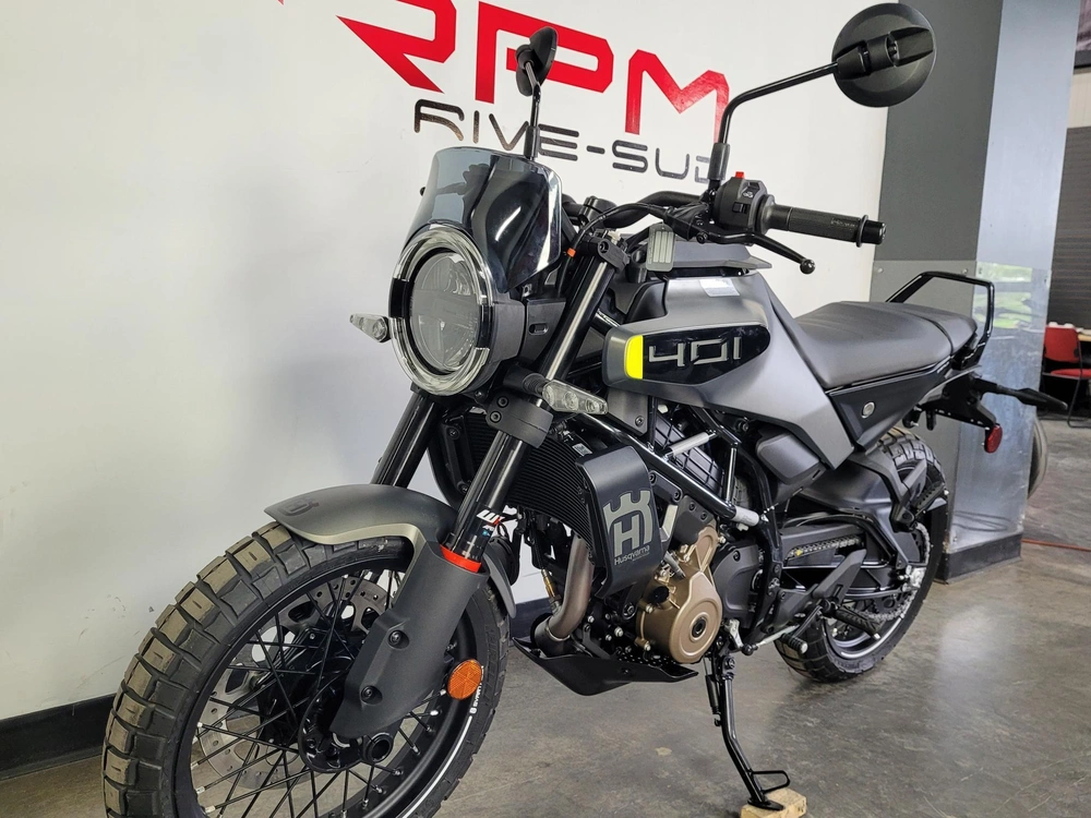 2024 Husqvarna Svartpilen 401 *0.99% Sur 60 Mois alt