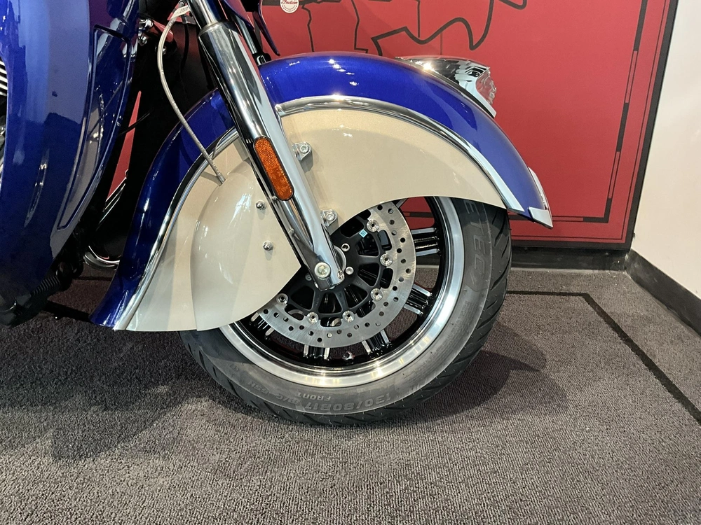 2024 Indian Motorcycle Roadmaster With Powerband Audio Package alt