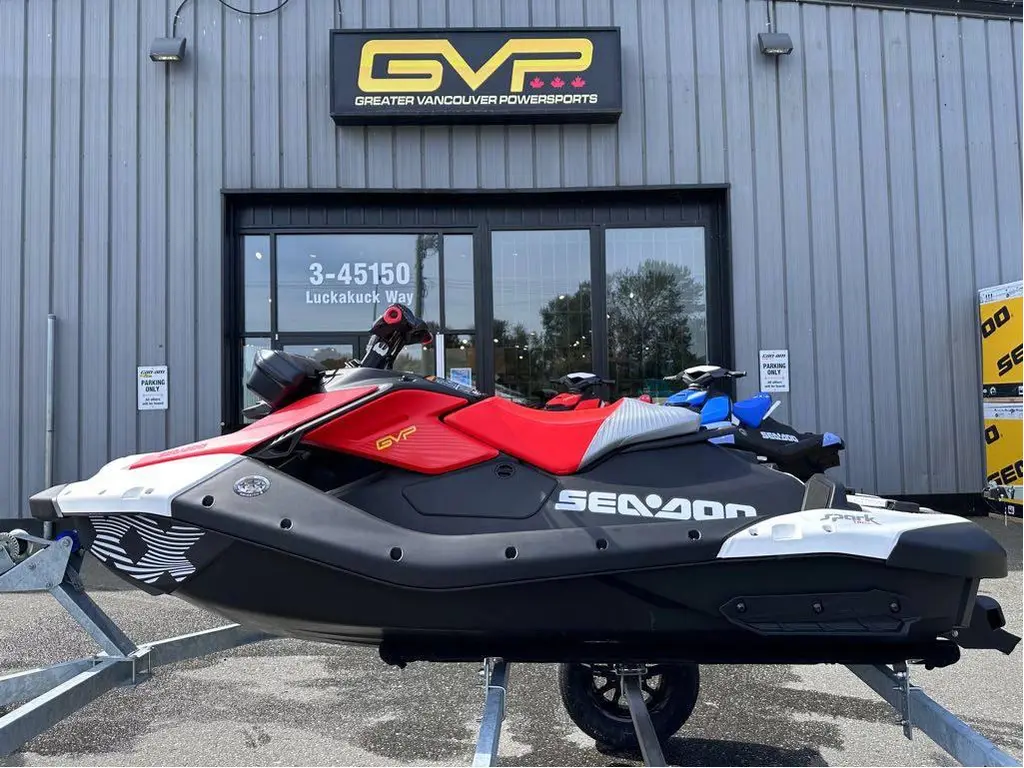 2025 Sea-Doo SPARK™ 1UP TRIXX-90 (Sound system)