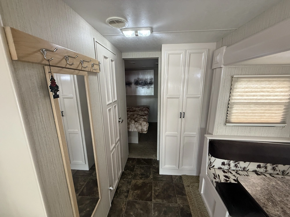 Newmar Bay Star 2901 2013 alt