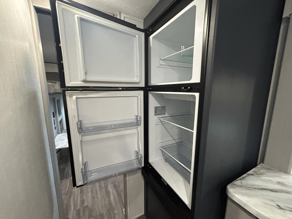 Coachmen Apex 300bhs 2024 alt