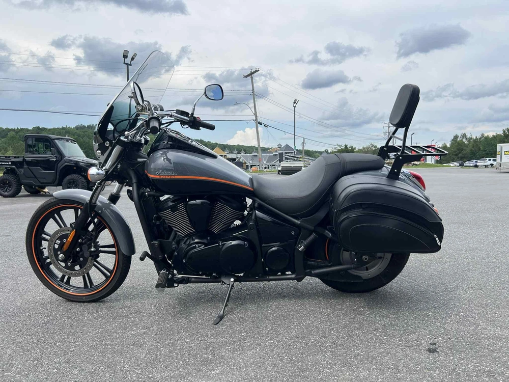 Kawasaki Vulcan 900 Custom 2019 alt