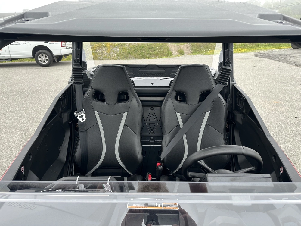 2025 Can-am Commander Xt 700 alt